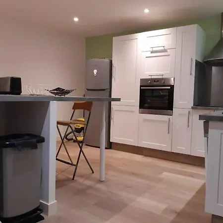 Maison Charmante St Aventin Classee 2 Etoiles Saint-Aventin