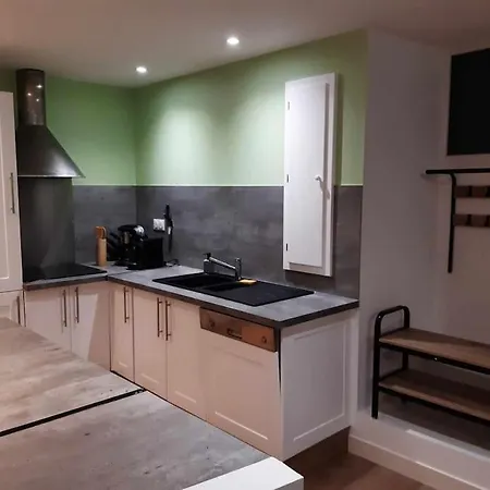 Maison Charmante St Aventin Classee 2 Etoiles * Saint-Aventin